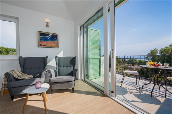 House K1, for 10 persons