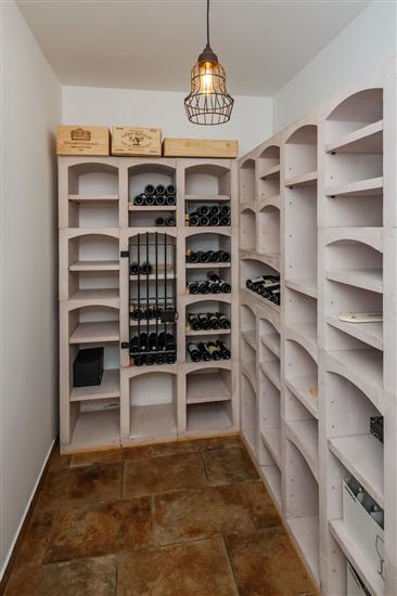 House K1, for 10 persons