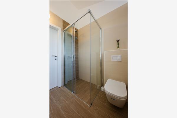 House K1, for 10 persons