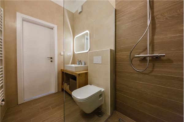 House K1, for 10 persons