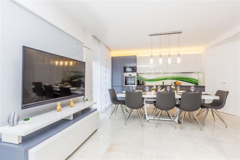 House K1, for 8 persons