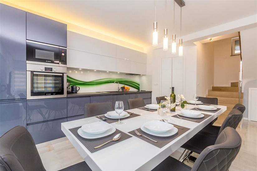 House K1, for 8 persons