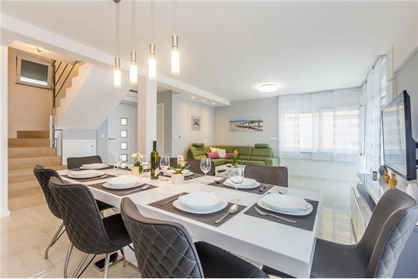 House K1, for 8 persons