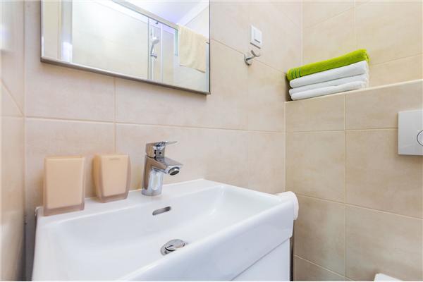 House K1, for 8 persons