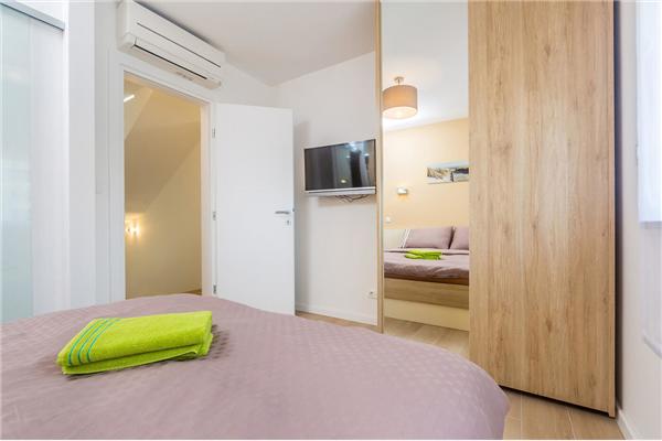 House K1, for 8 persons