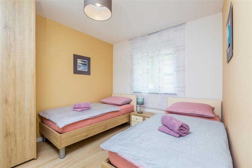 House K1, for 8 persons