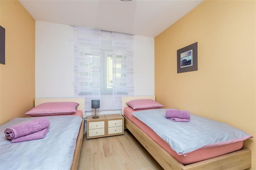 House K1, for 8 persons