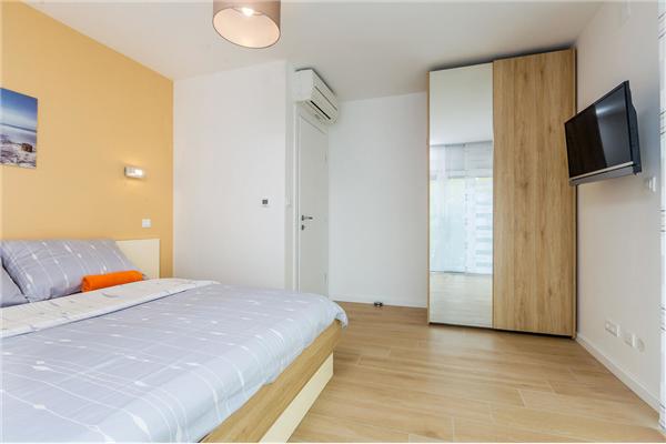 House K1, for 8 persons