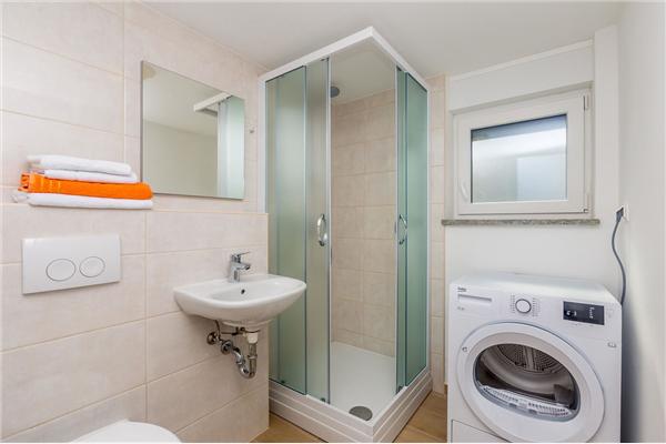 House K1, for 8 persons