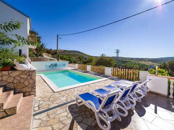 Huis Marija-with view to the sea and the mountains