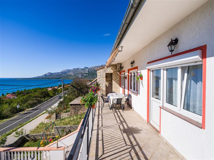 House K1, for 12 persons