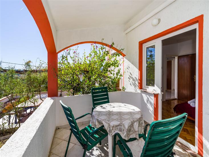 House K1, for 12 persons