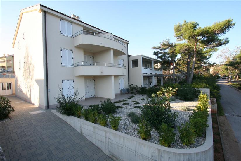 Apartments Djakovic