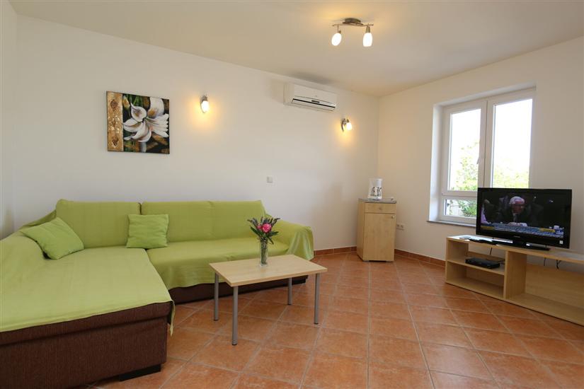 Apartment A2, for 5 persons