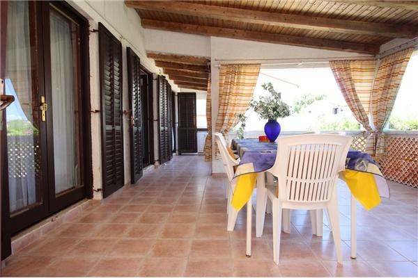 Apartment A3, for 5 persons