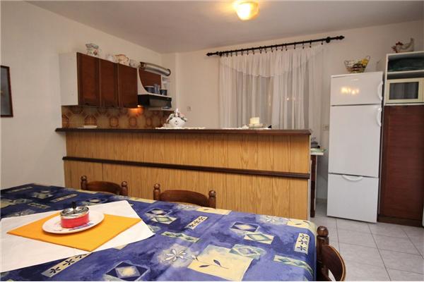 Apartment A3, for 5 persons