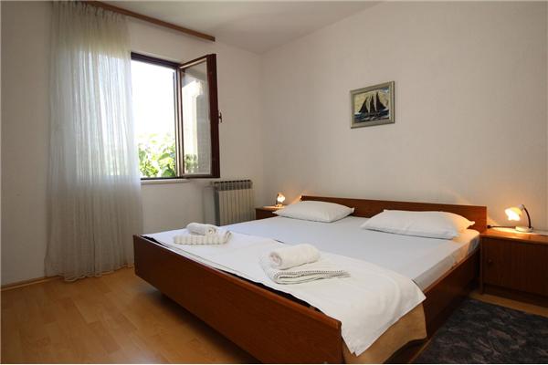 Apartment A3, for 5 persons