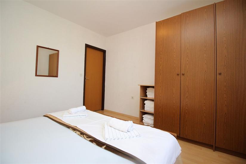 Apartment A3, for 5 persons