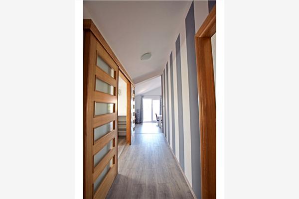 Apartment A2, for 6 persons