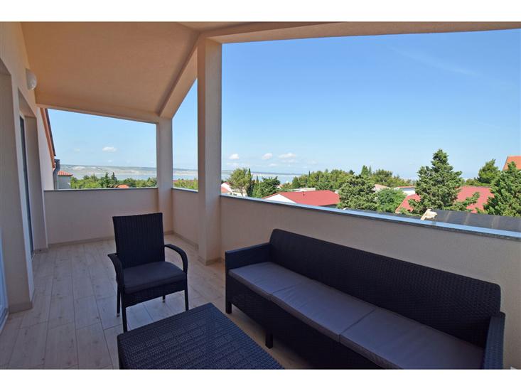 Apartment A2, for 6 persons