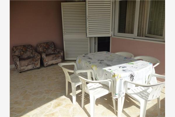 Apartment A5, for 5 persons