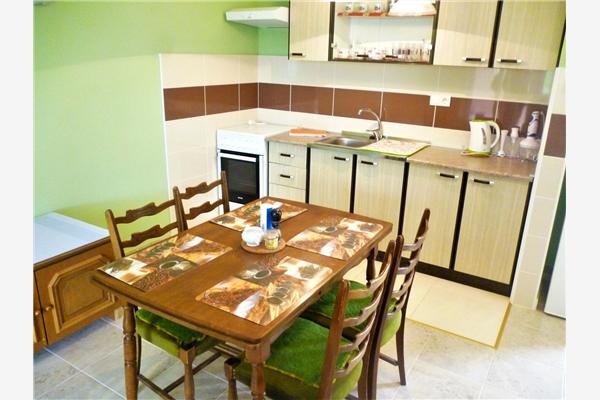 Apartment A5, for 5 persons