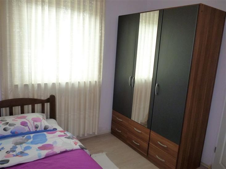 Apartment A5, for 5 persons