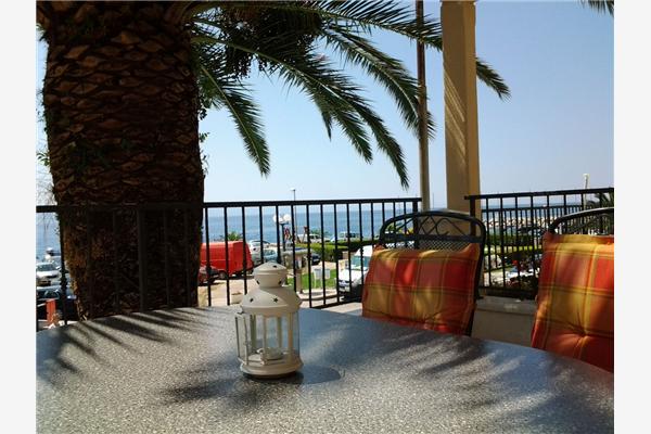 Apartment A1, for 4 persons