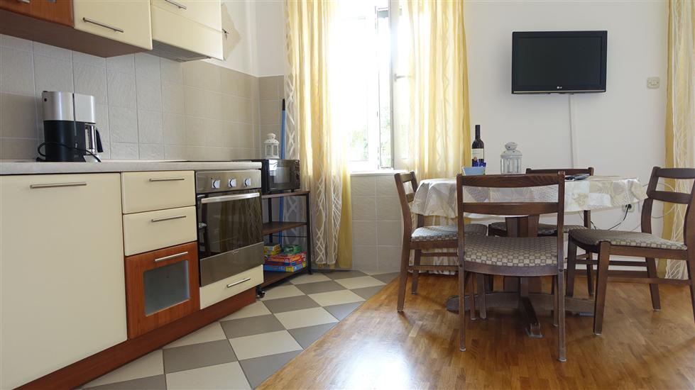 Apartment A1, for 4 persons
