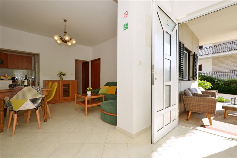 Apartment A1, for 6 persons