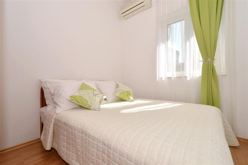 Apartment A1, for 6 persons