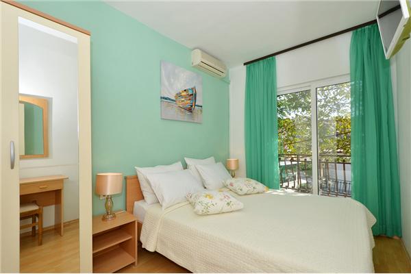 Apartment A2, for 6 persons