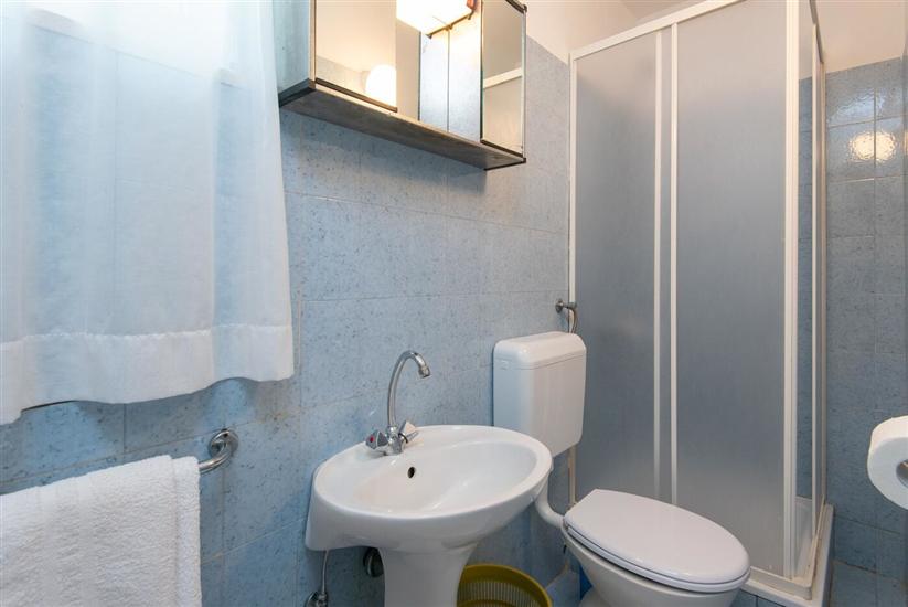 Kuća K1, za 10 osoba/e