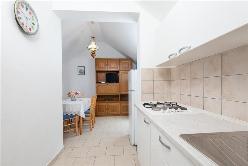 Kuća K1, za 10 osoba/e