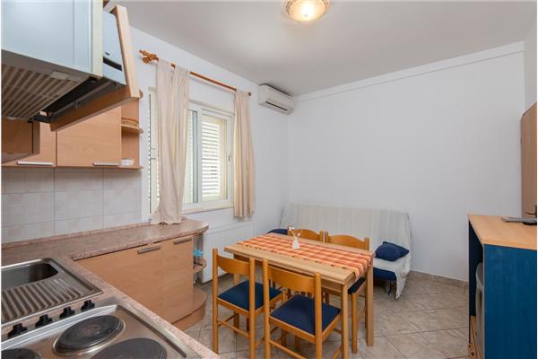 Apartment A1, for 4 persons