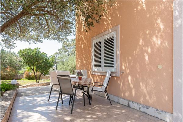 Apartment A2, for 4 persons