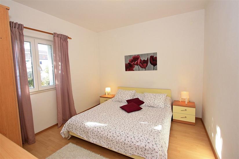 Apartment A6, for 5 persons