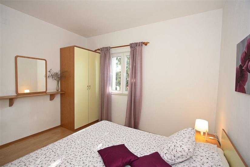 Apartment A6, for 5 persons