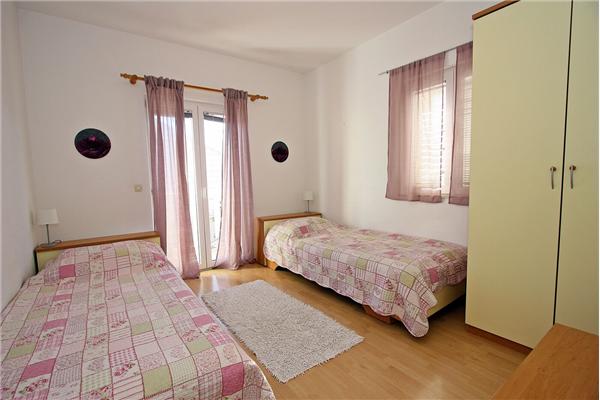 Apartment A6, for 5 persons
