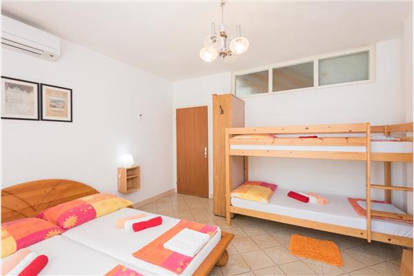 Apartment A1, for 4 persons