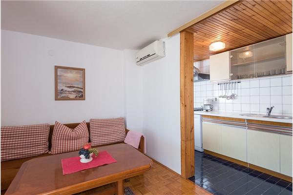 Apartment A5, for 4 persons
