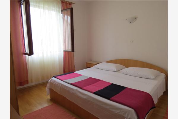 Apartment A4, for 4 persons