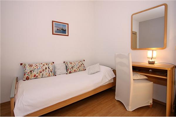 Apartment A5, for 4 persons
