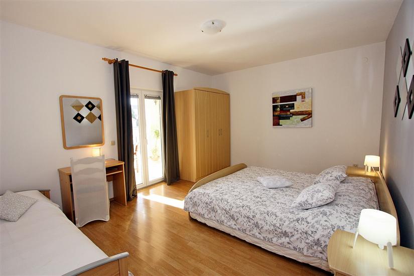 Apartment A5, for 4 persons