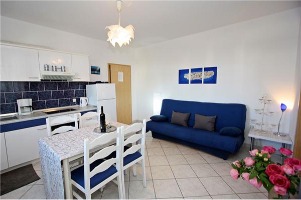 Apartment A4, for 6 persons