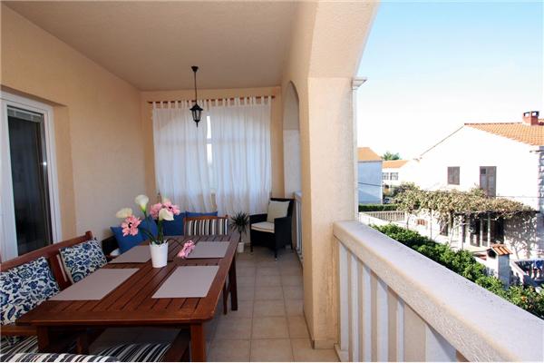 Apartment A4, for 6 persons