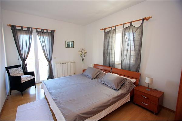 Apartment A4, for 6 persons