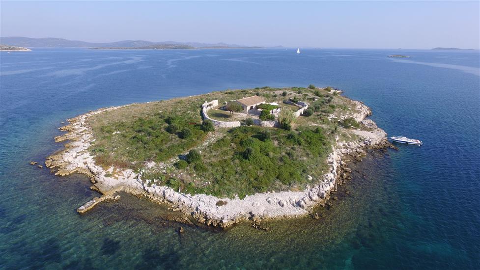 House Island just for You- Ravna Sika