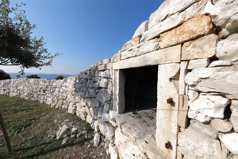 House Island just for You- Ravna Sika