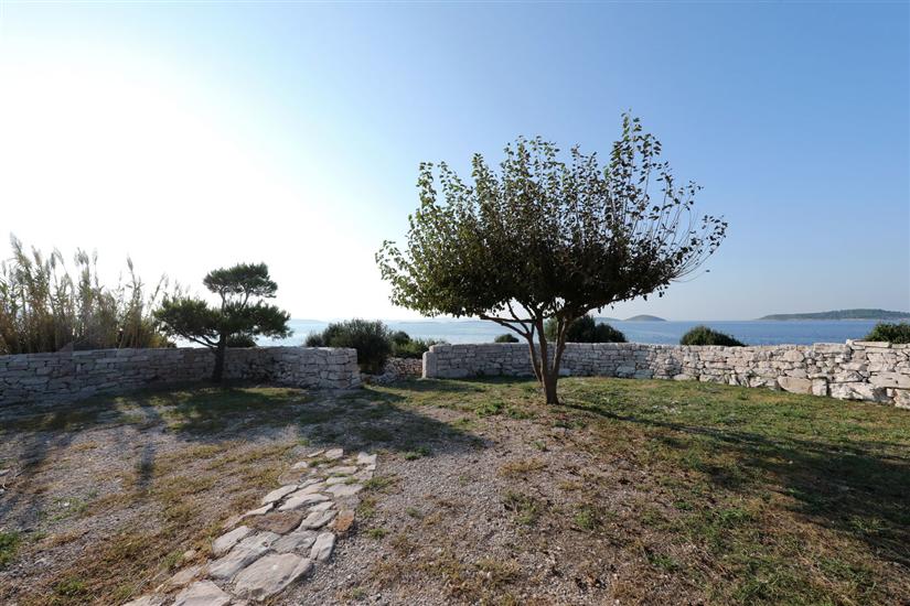 House Island just for You- Ravna Sika